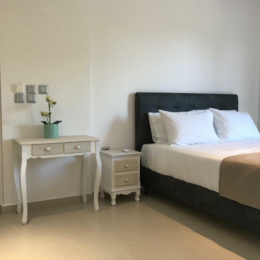 The Little Prince Luxury Suites Ypsos Exterior foto