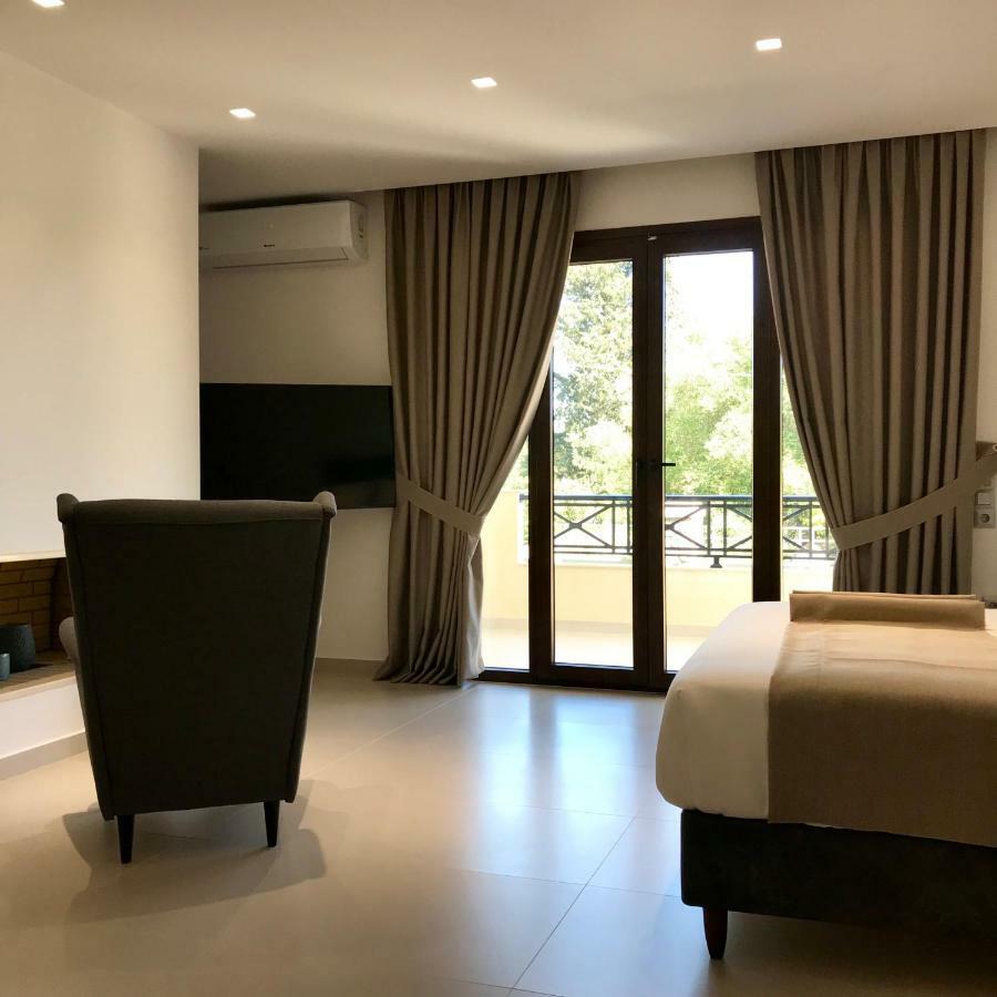 The Little Prince Luxury Suites Ypsos Exterior foto